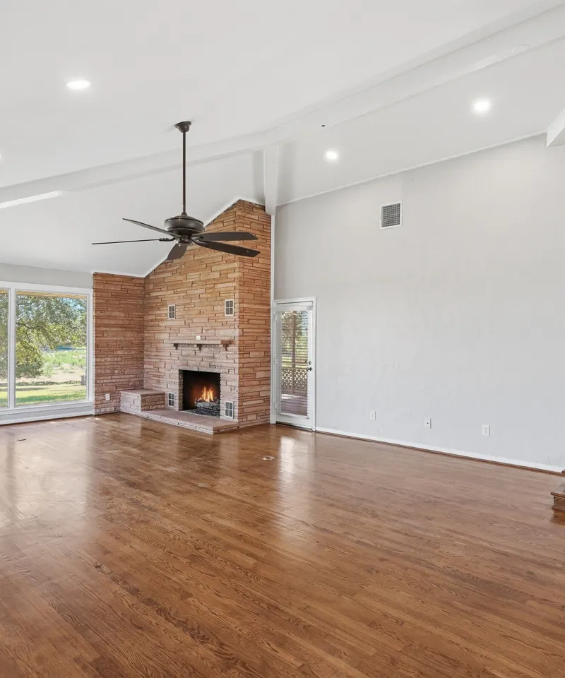 Vaulted Living Room, Frisco, TX